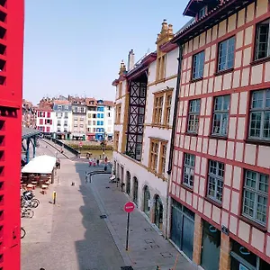 Apartamento Carré Des Halles Centre Historique, Bayona